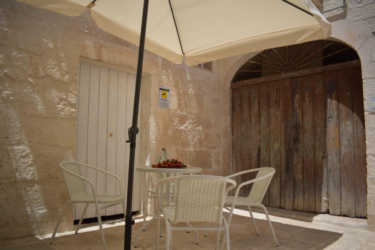 Sardedd White Luxury Villa Cisternino Exteriör bild